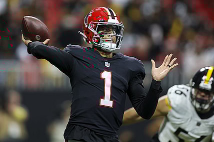 Dec 4, 2022; Atlanta, Georgia, USA; Atlanta Falcons quarterback Marcus Mariota (1) throws against the Pittsburgh Steelers in the first quarter at Mercedes-Benz Stadium. Mandatory Credit: Brett Davis-USA TODAY Sports