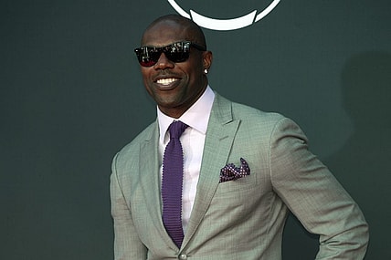 Jul 12, 2023; Los Angeles, CA, USA; Philadelphia Eagles wide receiver Terrell Owens arrives on the red carpet before the 2023 ESPYS at the Dolby Theatre. Mandatory Credit: Kirby Lee-USA TODAY Sports