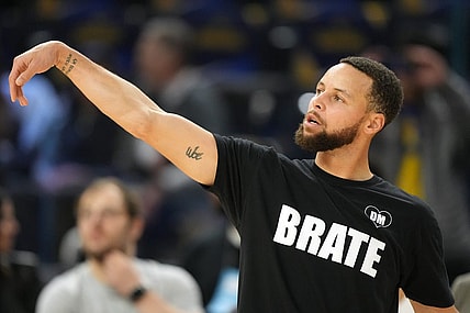 Jan 27, 2024; San Francisco, California, USA; Golden State Warriors guard Stephen Curry (30) warms up before the game against the Los Angeles Lakers at Chase Center. Mandatory Credit: Darren Yamashita-USA TODAY Sports