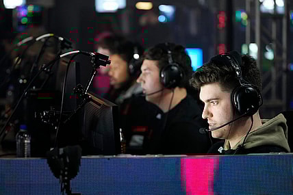 Zack "Drazah" Jordan plays with the LA Thieves against the London Royal Ravens during the Call of Duty League Pro-Am Classic esports tournament at Belong Gaming Arena in Columbus on May 6, 2022.

Call Of Duty Esports Tournament