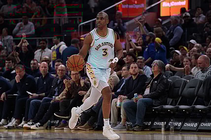 San Antonio Spurs point guard Chris Paul