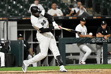Chicago White Sox center fielder Luis Robert Jr.
