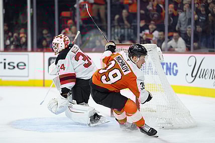 NHL: New Jersey Devils at Philadelphia Flyers