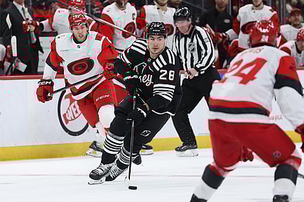 NHL: Carolina Hurricanes at New Jersey Devils