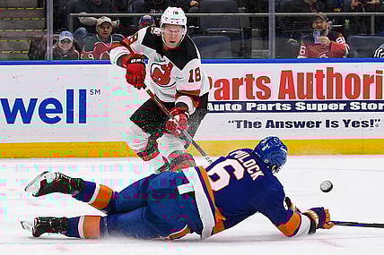 NHL: New Jersey Devils at New York Islanders