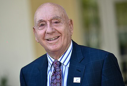 The V Foundation for Cancer Research, a top-rated cancer research charity, and ESPN Hall of Fame Sportscaster Dick Vitale were pleased to announce that the 16th Annual Dick Vitale Gala has raised over $5 million for pediatric cancer research. Held on May 7 at the Ritz-Carlton, Sarasota, the Gala hosted supporters and celebrities to further groundbreaking advancements in childhood cancer research.

Flsar 050921 Sp Gala 13