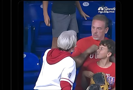 Philadelphia Phillies fan Karen takes foul ball from family
