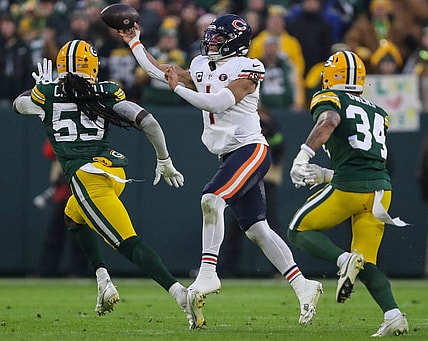 Chicago Bears quarterback Justin Fields (1) throws a pass against the Green Bay Packers on Sunday, January 7, 2024, at Lambeau Field in Green Bay, Wis. The Packers won the game, 17-9, to clinch an NFC playoff berth.
Tork Mason/USA TODAY NETWORK-Wisconsin