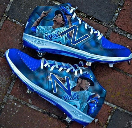 Gregory Polanco honoring Yordano Ventura with custom-made cleats