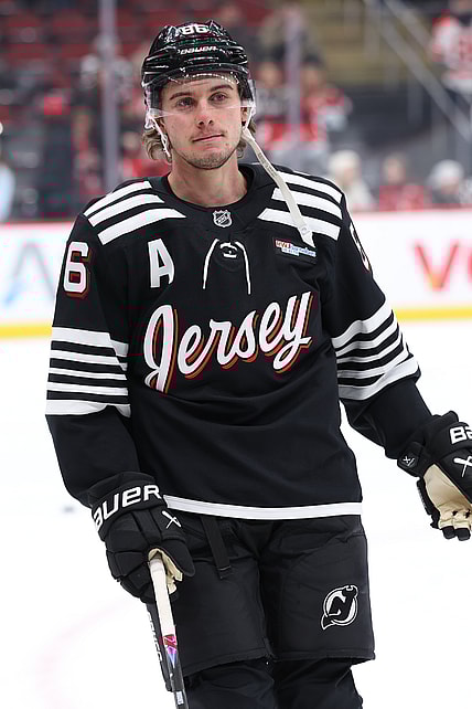 NHL: Carolina Hurricanes at New Jersey Devils