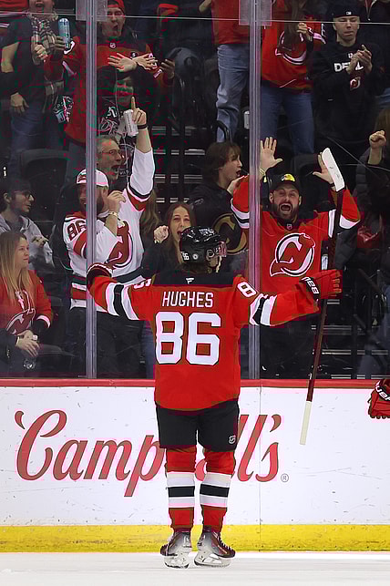 NHL: Dallas Stars at New Jersey Devils