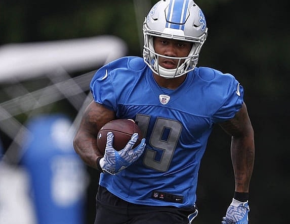 Look at this awesome TD catch from Lions rookie Kenny Golladay.