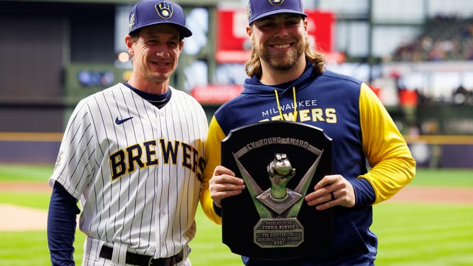 MLB: St. Louis Cardinals at Milwaukee Brewers