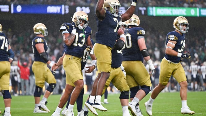 NCAA Football: Navy at Notre Dame
