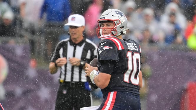 NFL: Philadelphia Eagles at New England Patriots