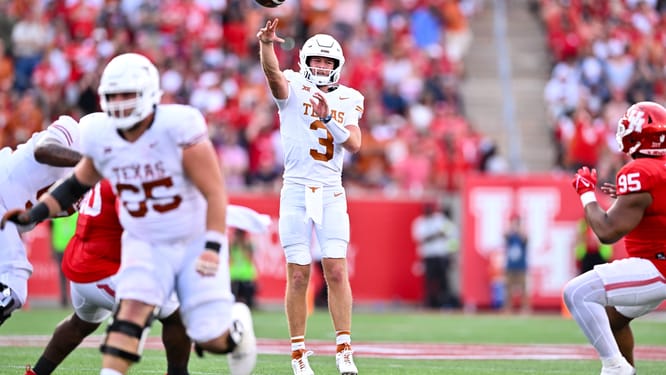 NCAA Football: Texas at Houston
