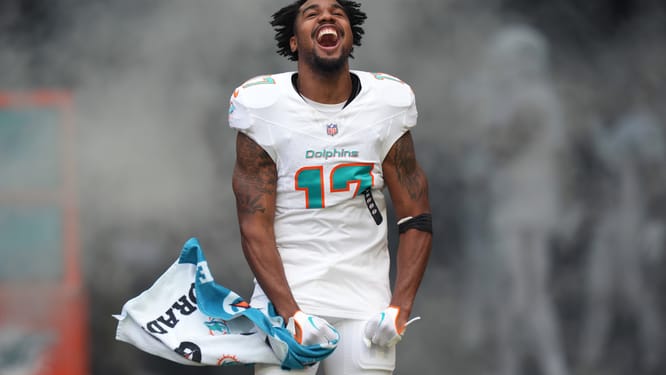 week 13 fantasy football start and sit: jaylen waddle