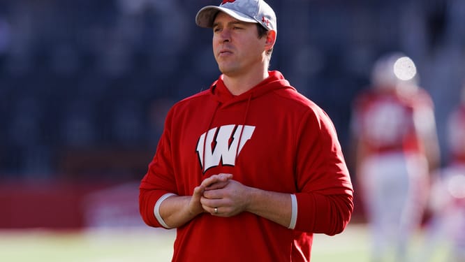 NCAA Football: Minnesota at Wisconsin