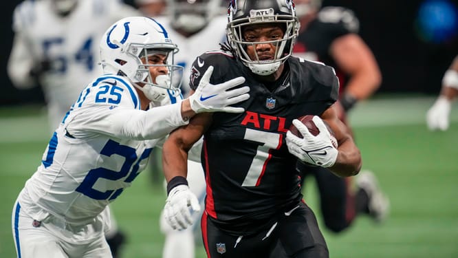 NFL: Indianapolis Colts at Atlanta Falcons