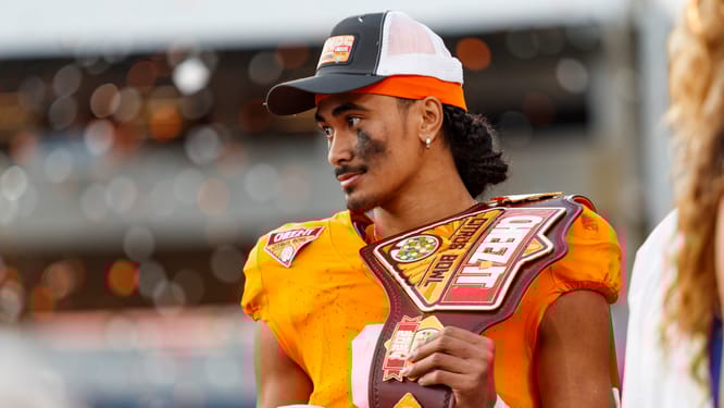 best quarterbacks: nico iamaleava