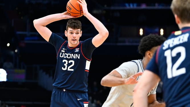 2024 nba mock draft: donovan clingan
