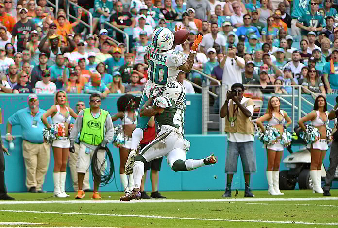 Miami Dolphins receiver Kenny StillsOct 22, 2017; Miami Gardens, FL, USA; Miami Dolphins wide receiver Kenny Stills (10) makes a catch over New York Jets cornerback Buster Skrine (41) for a touchdown during the second half at Hard Rock Stadium. Mandatory Credit: Jasen Vinlove-USA TODAY Sports
