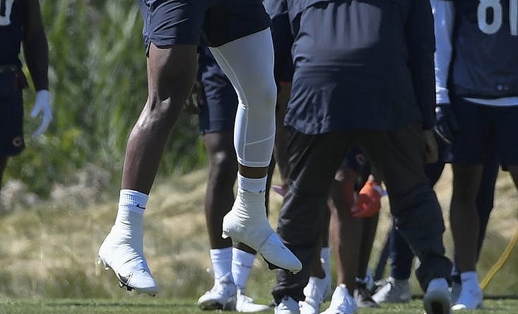 Jul 29, 2022; Lake Forest, IL, USA;  Chicago Bears wide receiver N'Keal Harry (8) catches a pass during training camp at PNC Center at Halas Hall. Mandatory Credit: Matt Marton-USA TODAY Sports