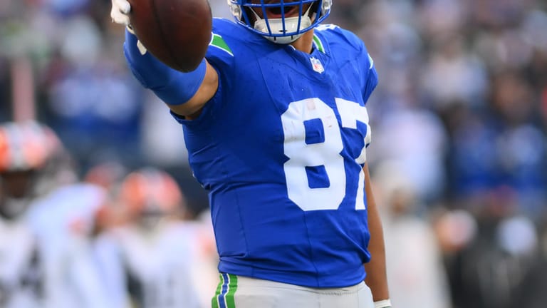 Seattle Seahawks tight end Noah Fant