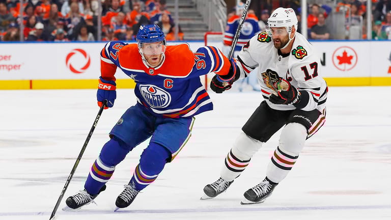 NHL: Chicago Blackhawks at Edmonton Oilers