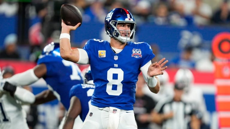 Daniel Jones, Dallas Cowboys