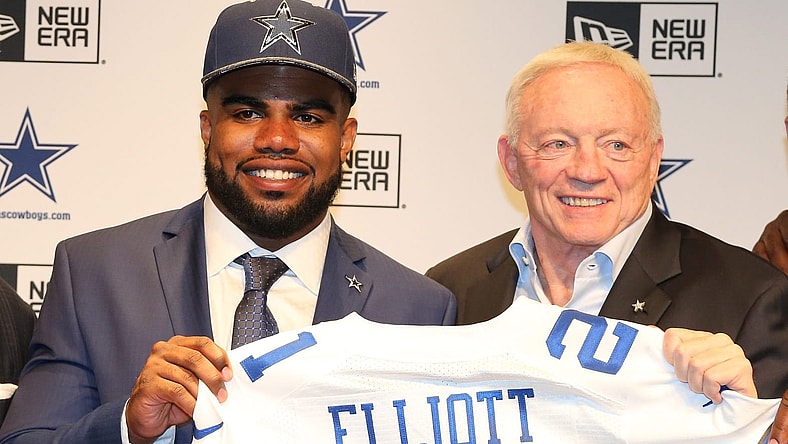 Ezekiel Elliott Jerry Jones Dallas Cowboys