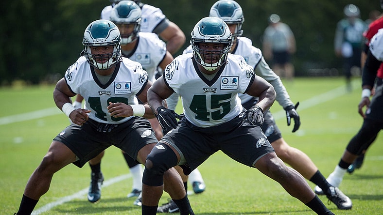 Eagles Myke Tavarres