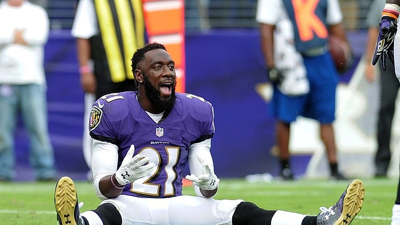 Caption: Oct 2, 2016; Baltimore, MD, USA; Baltimore Ravens safety Lardarius Webb (21) reacts in the fourth quarter against the Oakland Raiders at M&T Bank Stadium. Mandatory Credit: Evan Habeeb-USA TODAY Sports