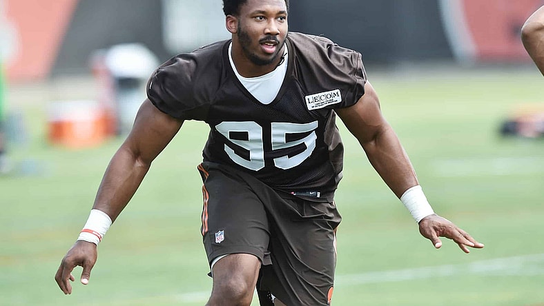 Myles Garrett Cleveland Browns practice