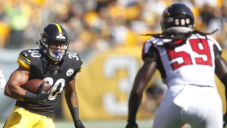 Pittsburgh Steelers running back James Conner