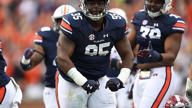 Auburn defensive lineman Dontavius Russell