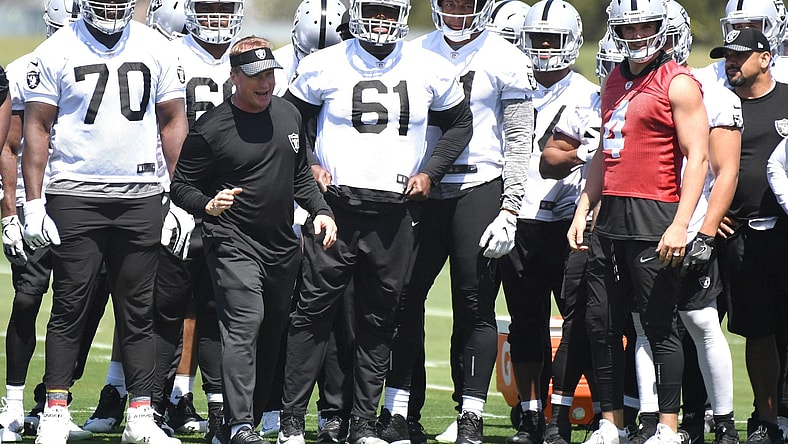 Las Vegas Raiders release Rodney Hudson