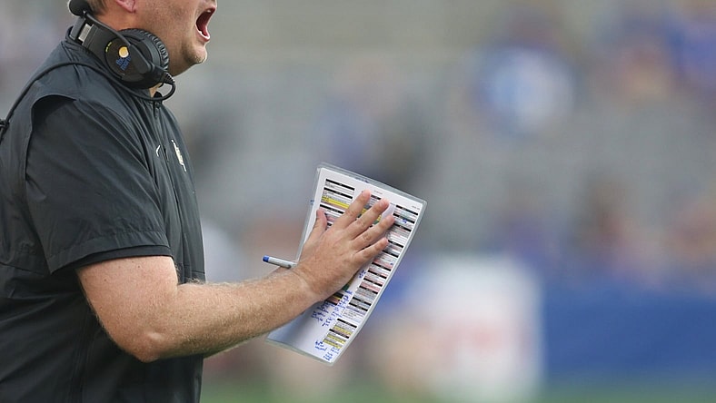 Tennessee hires Josh Heupel