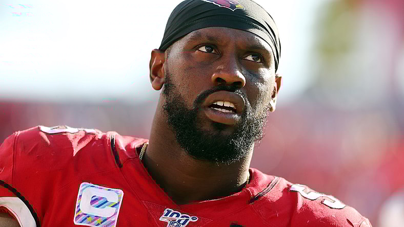 NFL trades: Chandler Jones to the Raiders.