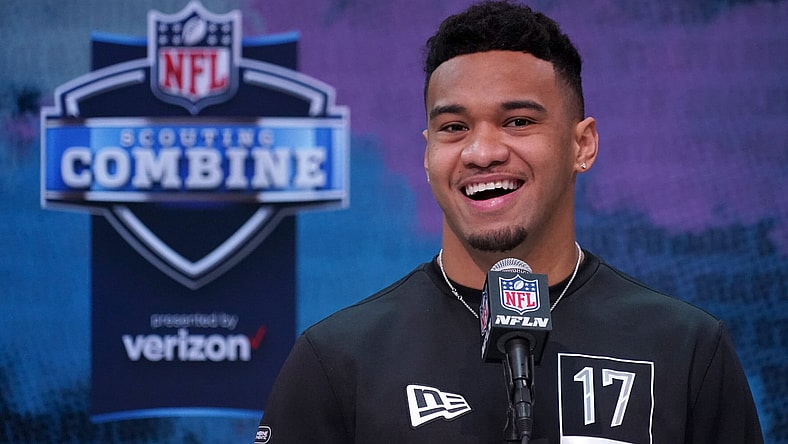 Tua Tagovailoa, Raiders
