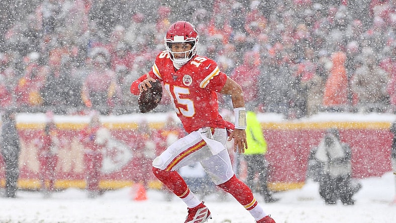 Imagine Ezekiel Elliott teaming up with Patrick Mahomes