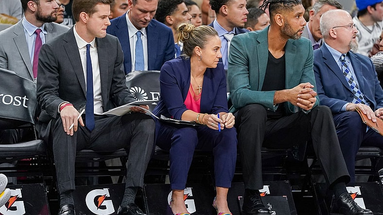 San Antonio Spurs news: Tim Duncan, Becky Hammon
