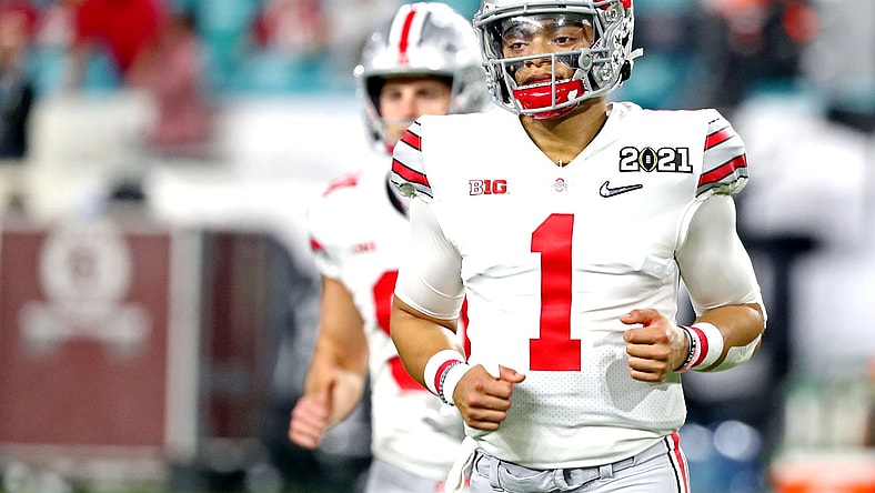 Patriots quarterback options: Justin Fields, 2021 NFL Draft