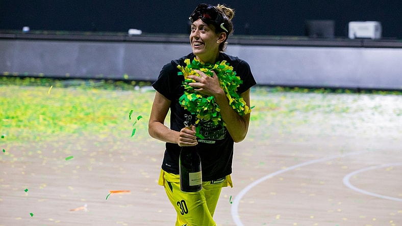Seattle Storm defeat the Indiana Fever, extend win streak to 5