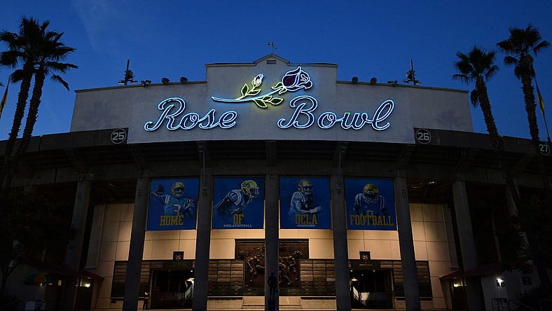 Best college football stadiums: Rose Bowl, UCLA Bruins