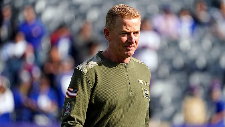 New York Giants offensive coordinator Jason Garrett on the field for warmups before the Giants face the Las Vegas Raiders at MetLife Stadium on Sunday, Nov. 7, 2021, in East Rutherford.
Nyg Vs Lvr