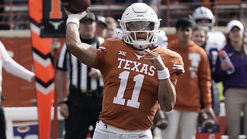 Nov 26, 2021; Austin, Texas, USA; Texas Longhorns quarterback Casey Thompson (11) throws a pass during the first half against the Kansas State Wildcats at Darrell K Royal-Texas Memorial Stadium. Mandatory Credit: Scott Wachter-USA TODAY Sports