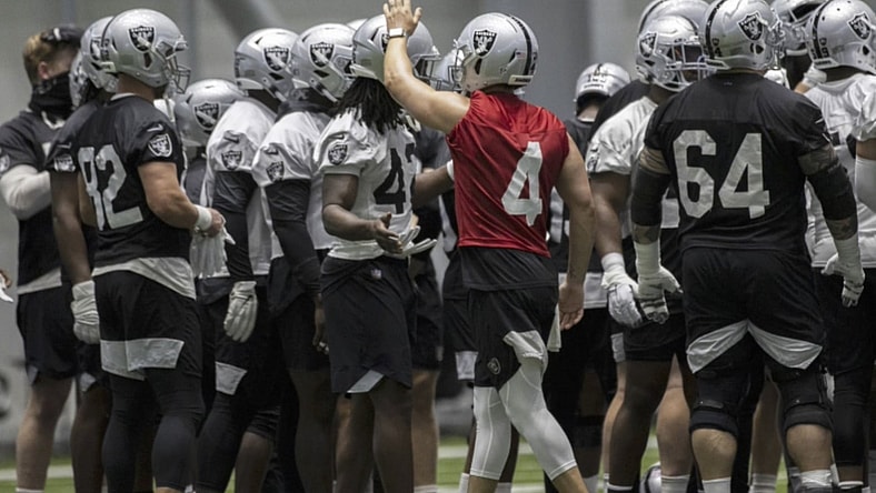 Las Vegas Raiders training camp Darren waller