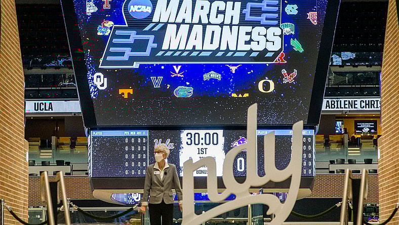 How many perfect brackets left