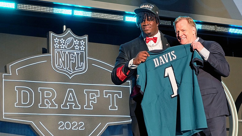 Apr 28, 2022; Las Vegas, NV, USA; Georgia defensive tackle Jordan Davis with NFL commissioner Roger Goodell after being selected as the thirteenth overall pick to the Philadelphia Eagles during the first round of the 2022 NFL Draft at the NFL Draft Theater. Mandatory Credit: Kirby Lee-USA TODAY Sports